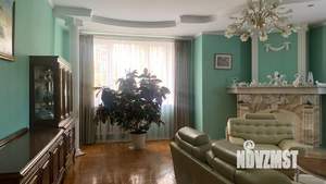 4-к квартира, вторичка, 179м2, 1/6 этаж