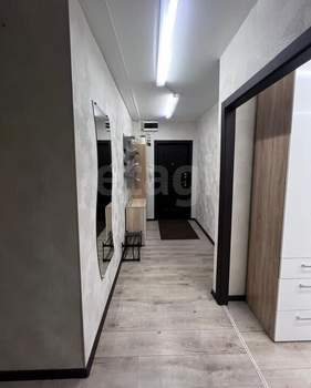 2-к квартира, вторичка, 52м2, 1/10 этаж