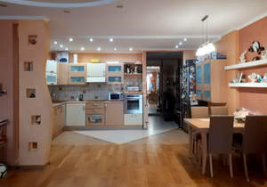 3-к квартира, вторичка, 125м2, 8/9 этаж