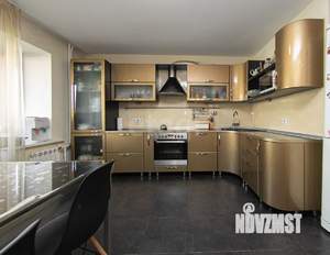 3-к квартира, вторичка, 75м2, 4/10 этаж