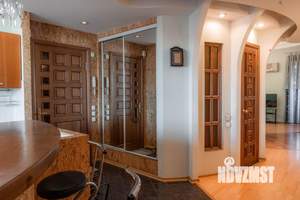 3-к квартира, вторичка, 111м2, 4/4 этаж