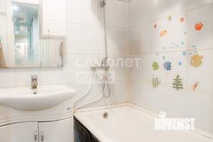 3-к квартира, вторичка, 65м2, 1/8 этаж