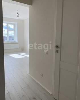 1-к квартира, вторичка, 42м2, 9/9 этаж