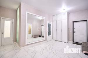 4-к квартира, вторичка, 134м2, 2/9 этаж