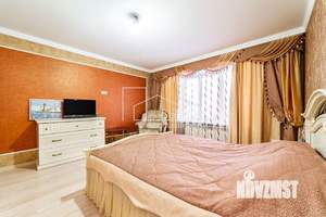3-к квартира, вторичка, 92м2, 1/10 этаж