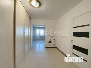 2-к квартира, вторичка, 63м2, 9/10 этаж