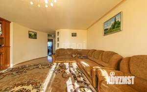 3-к квартира, вторичка, 100м2, 8/8 этаж