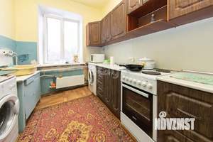 2-к квартира, вторичка, 42м2, 4/4 этаж