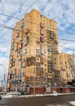 3-к квартира, вторичка, 74м2, 9/17 этаж