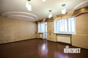 4-к квартира, вторичка, 177м2, 5/6 этаж