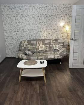 2-к квартира, вторичка, 52м2, 1/5 этаж