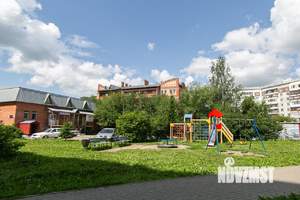 2-к квартира, вторичка, 54м2, 1/9 этаж