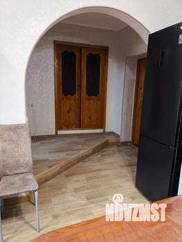 3-к квартира, вторичка, 82м2, 1/2 этаж