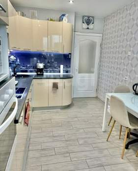 2-к квартира, вторичка, 64м2, 16/17 этаж