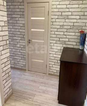 1-к квартира, вторичка, 42м2, 9/9 этаж