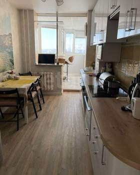 2-к квартира, вторичка, 72м2, 14/16 этаж