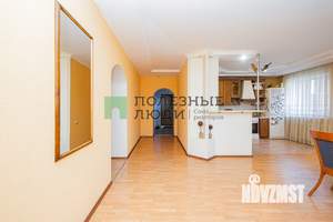 3-к квартира, вторичка, 106м2, 3/5 этаж