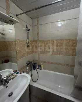 3-к квартира, вторичка, 64м2, 3/10 этаж