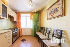 4-к квартира, вторичка, 74м2, 8/10 этаж