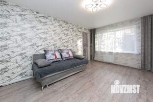 2-к квартира, вторичка, 37м2, 1/5 этаж