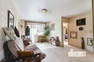 3-к квартира, вторичка, 42м2, 5/5 этаж