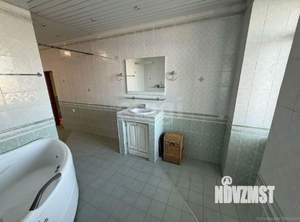 4-к квартира, вторичка, 225м2, 6/6 этаж