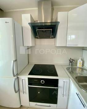 1-к квартира, вторичка, 42м2, 4/10 этаж
