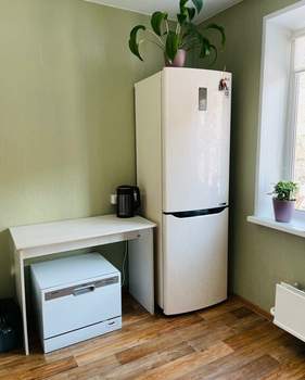 2-к квартира, вторичка, 54м2, 1/9 этаж