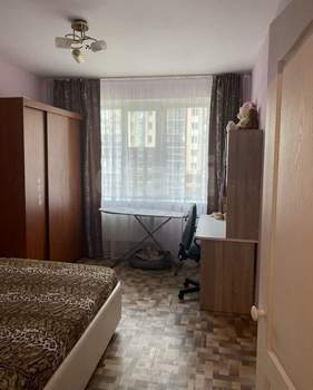 3-к квартира, вторичка, 64м2, 4/17 этаж