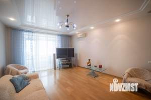 4-к квартира, вторичка, 132м2, 3/6 этаж