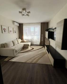 3-к квартира, вторичка, 52м2, 8/8 этаж