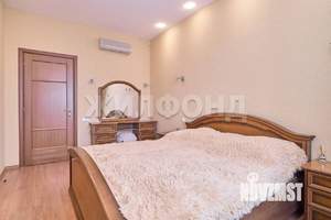 3-к квартира, вторичка, 140м2, 2/6 этаж