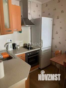 2-к квартира, вторичка, 42м2, 8/10 этаж