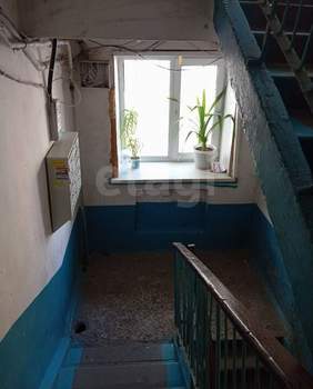 3-к квартира, вторичка, 56м2, 2/5 этаж