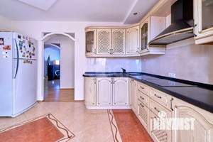 4-к квартира, вторичка, 113м2, 9/10 этаж