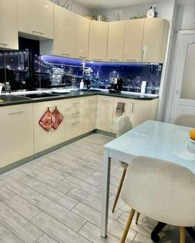 2-к квартира, вторичка, 64м2, 16/17 этаж
