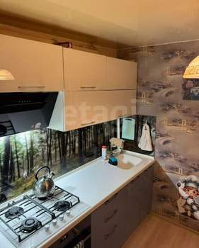 2-к квартира, вторичка, 42м2, 1/5 этаж