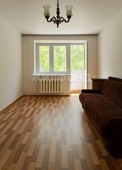 2-к квартира, вторичка, 42м2, 3/5 этаж