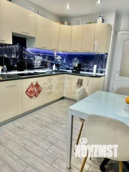 2-к квартира, вторичка, 64м2, 16/17 этаж