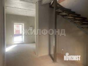 4-к квартира, вторичка, 166м2, 4/4 этаж