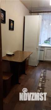 2-к квартира, вторичка, 52м2, 1/5 этаж