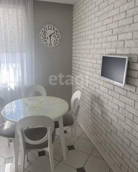 2-к квартира, вторичка, 53м2, 10/17 этаж