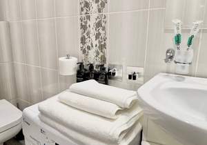 Студия квартира, вторичка, 52м2, 1/5 этаж