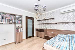 4-к квартира, вторичка, 110м2, 2/6 этаж
