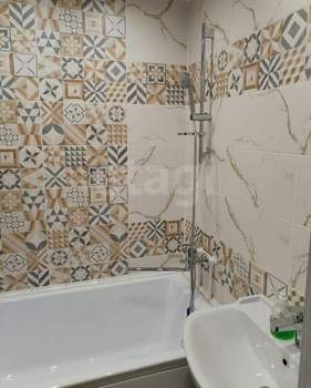 2-к квартира, вторичка, 68м2, 10/19 этаж