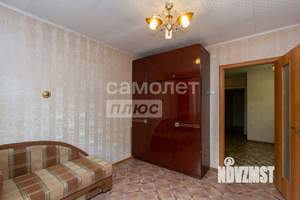 4-к квартира, вторичка, 61м2, 5/5 этаж