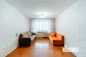 2-к квартира, вторичка, 54м2, 1/9 этаж