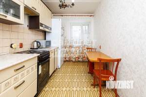 4-к квартира, вторичка, 74м2, 3/9 этаж
