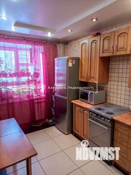 2-к квартира, вторичка, 64м2, 6/10 этаж
