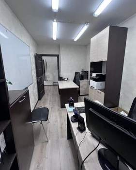 2-к квартира, вторичка, 52м2, 1/10 этаж